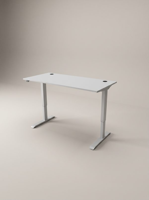 Height adjustable desk